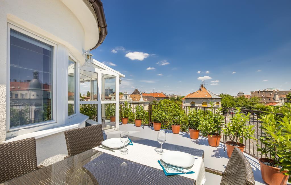 Terrace Apartments At City Park Budapest Bagian luar foto